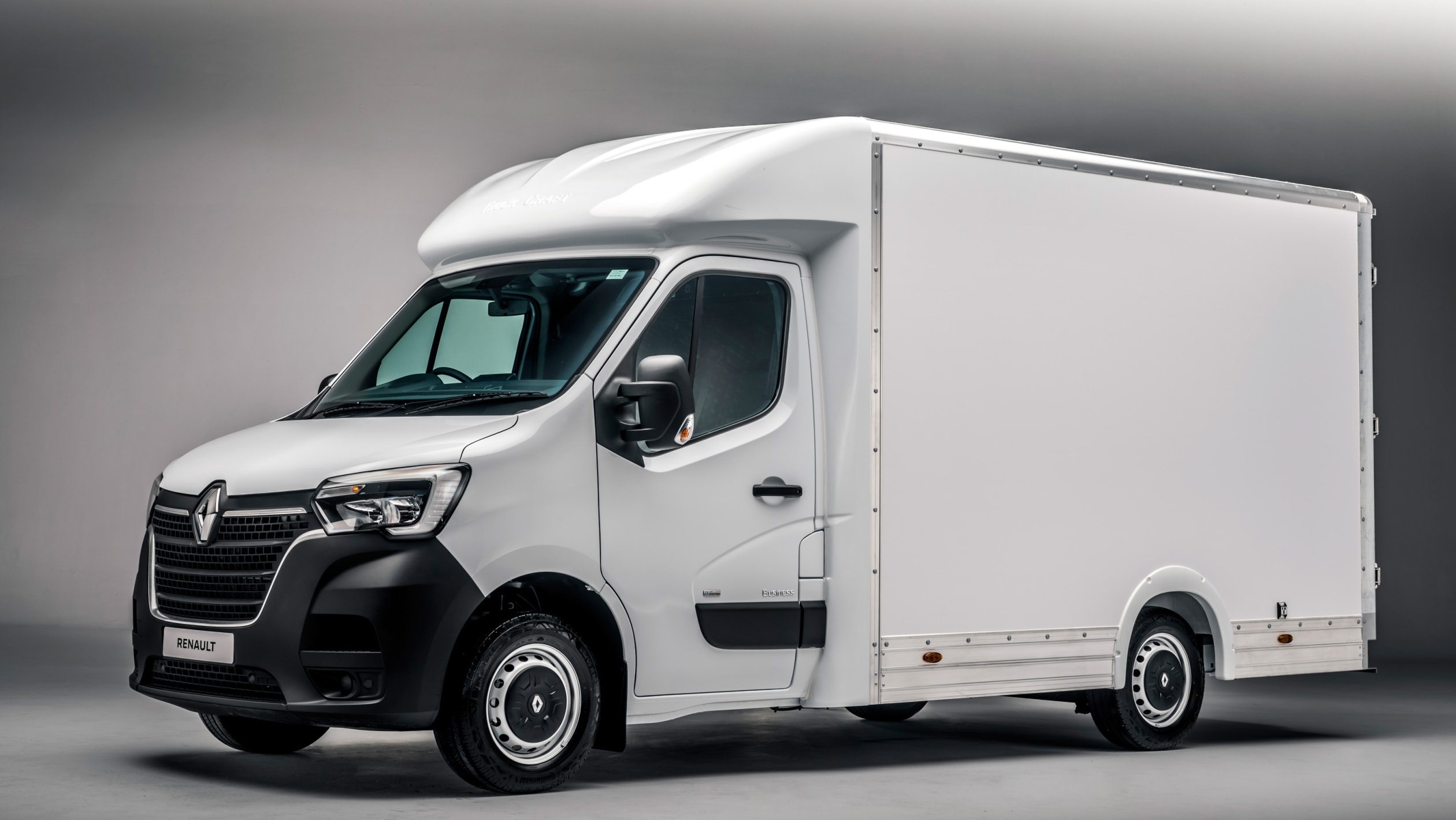 New Renault Master Revealed - Pictures | Auto Express